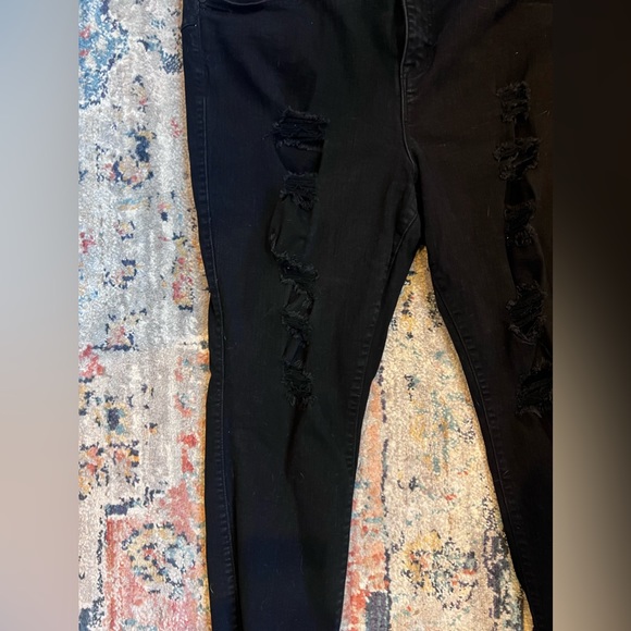 Torrid Ripped Skinny Jeans - Picture 2 of 2